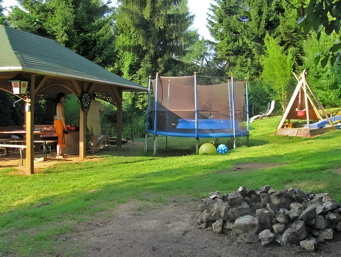 Others 4, Tavi Vendeghaz, Szentgotthárd
