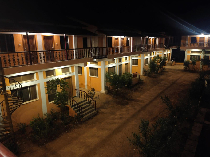 Paradise Auro Jungle Resort, Viluppuram
