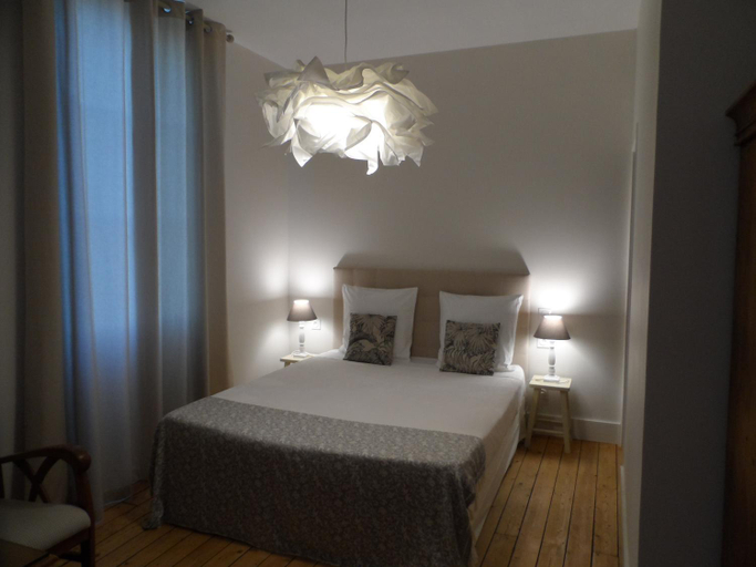 Bedroom 2, Le Cercle Chambres climatisees, Ain