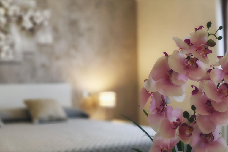 Bedroom 2, Flower Apartments, Verona