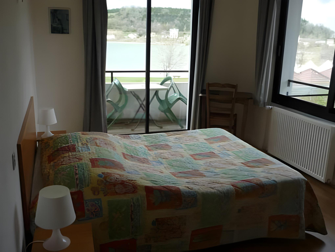 Others 5, Hotel Restaurant La Chaumiere du Lac, Jura