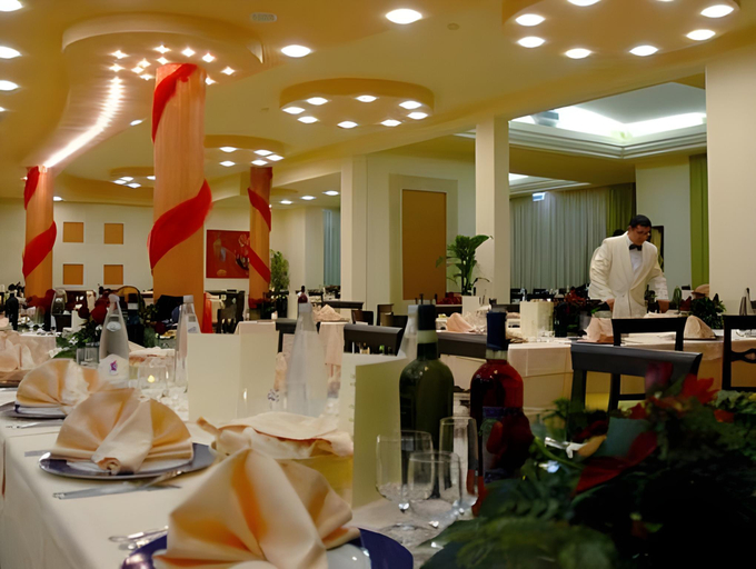 Food & Drinks 3, Thalas Club, Lecce
