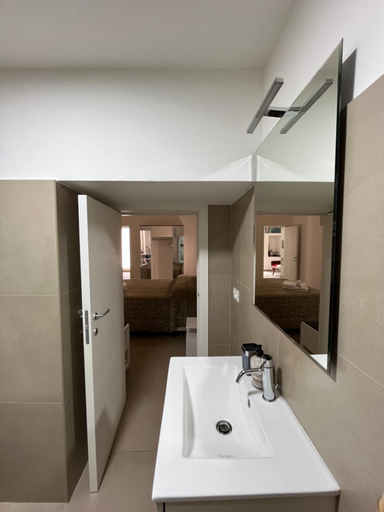 Bathroom 3, DIMORA LARA, Bari