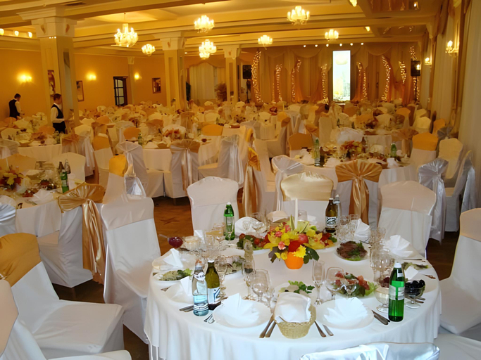 Food & Drinks 4, Conference Hotel Suputnyk, L'vivs'ka