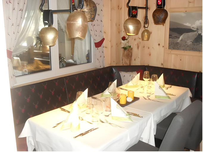 Food & Drinks 4, Weingut & Genusshotel Spitalerhof Superior, Bolzano