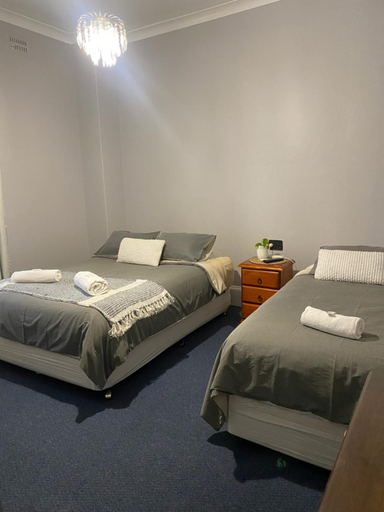 Bedroom 4, Bank Hotel Dungog, Dungog