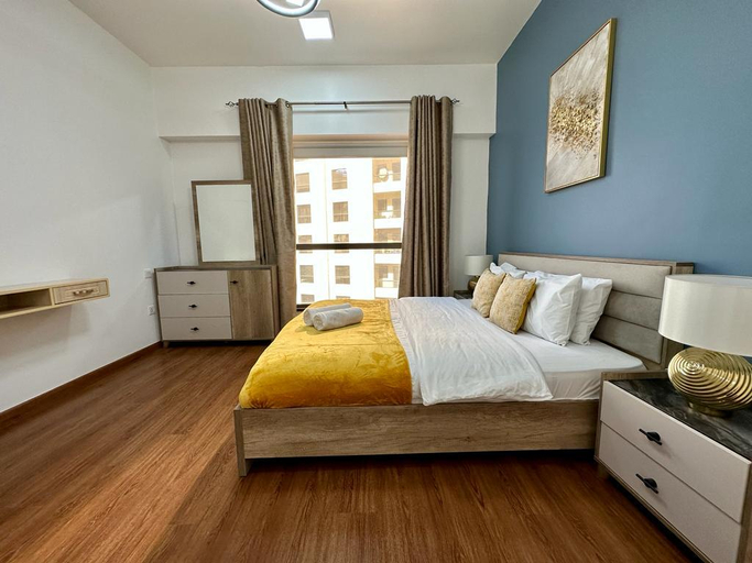 Others 4, 3BR Luxury Apartment Sea View, Dubai