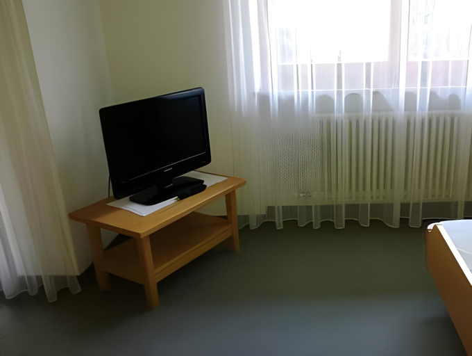 Bedroom 2, Garni Hotel Kessler, Bolzano