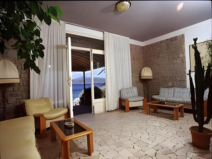 Others 4, Hotel Stella Maris, Livorno