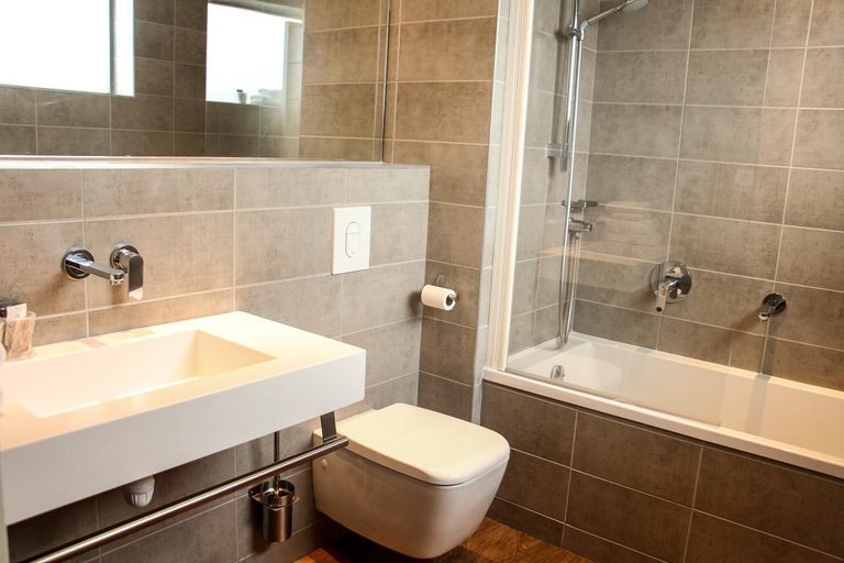 Bathroom 3