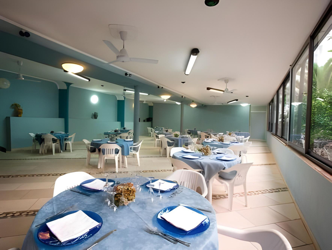 Food & Drinks, La Piramide, Messina