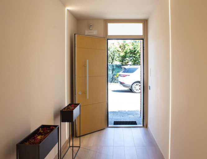 Others 4, B&B Relais One, Ancona