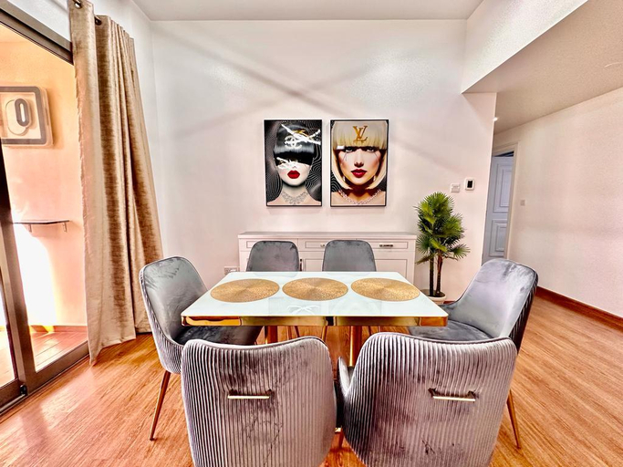 Others 3, 3BR Luxury Apartment Sea View, Dubai