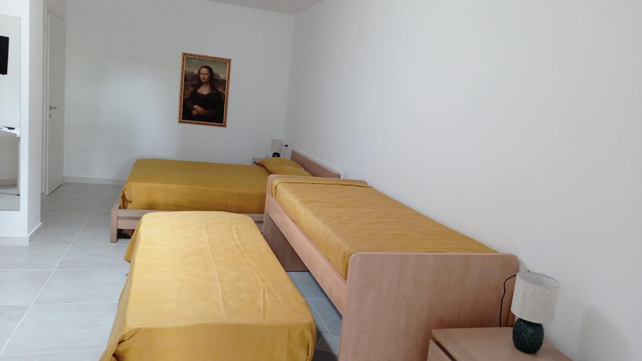 Others 4, Rosa's Rooms, Matera
