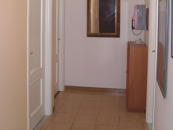 Others 4, B&B Amedeo, Napoli