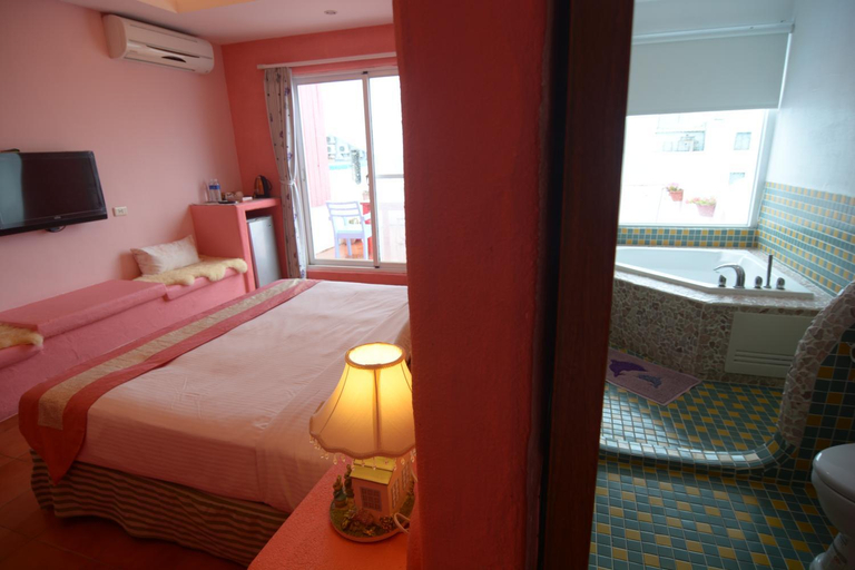 Others 5, Galilee, Pingtung
