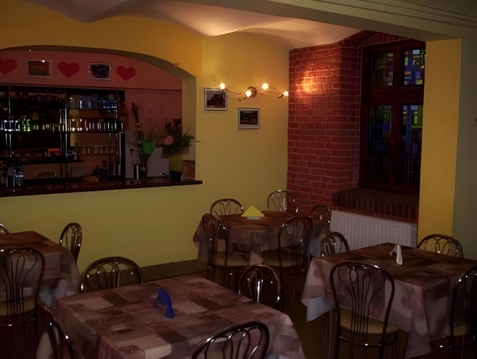 Food & Drinks, Hotelik W Centrum, Toruń City
