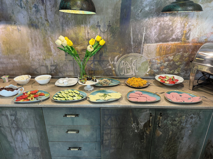Food & Drinks 5, NMetechi, Tbilisi
