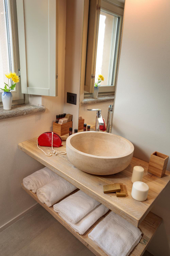 Bathroom 3, Borgese Camere e Suites, Cuneo