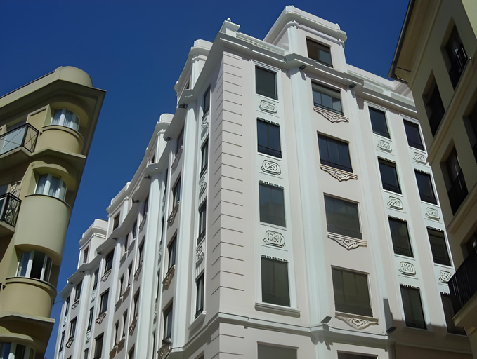 Others 2, Hostal Bisbal ONLY ADULTS NO AC, Valencia