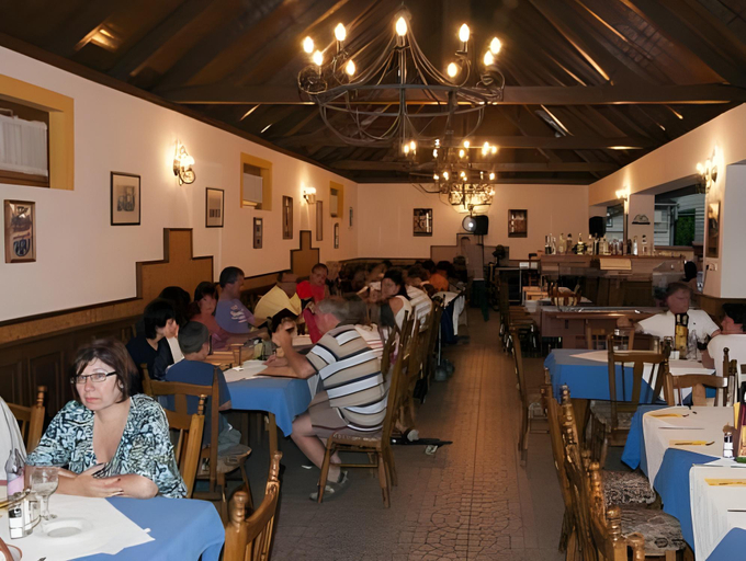 Food & Drinks 4, Frisko Panzio, Nagykanizsai/Zalakaros