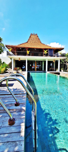 Swimming Pool 8