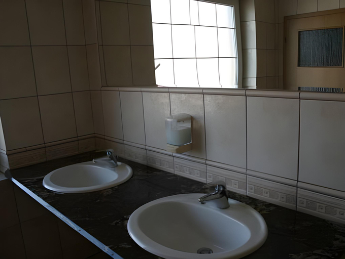 Bathroom 5, Hotel Ren & Restauracja Browar Kociewski, Starogard