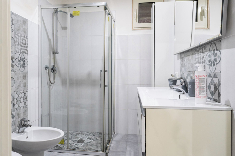 Bathroom 3, Apartment al Tribunale - Wonderful Italy, Bari