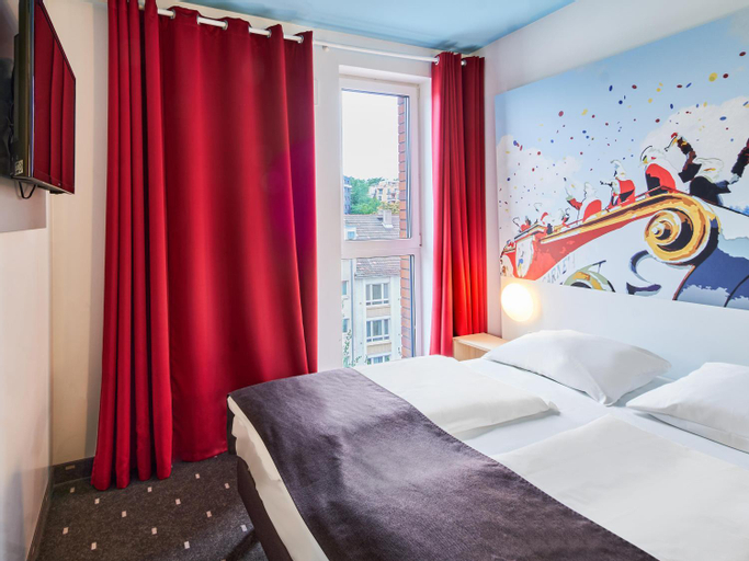 Bedroom 6