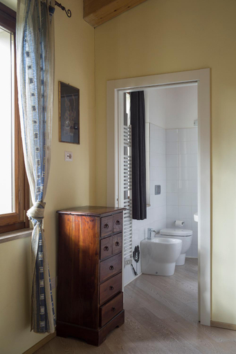 Bathroom 3, Djenga - rock 'n rooms, Ancona