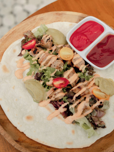 Food & Drinks 23