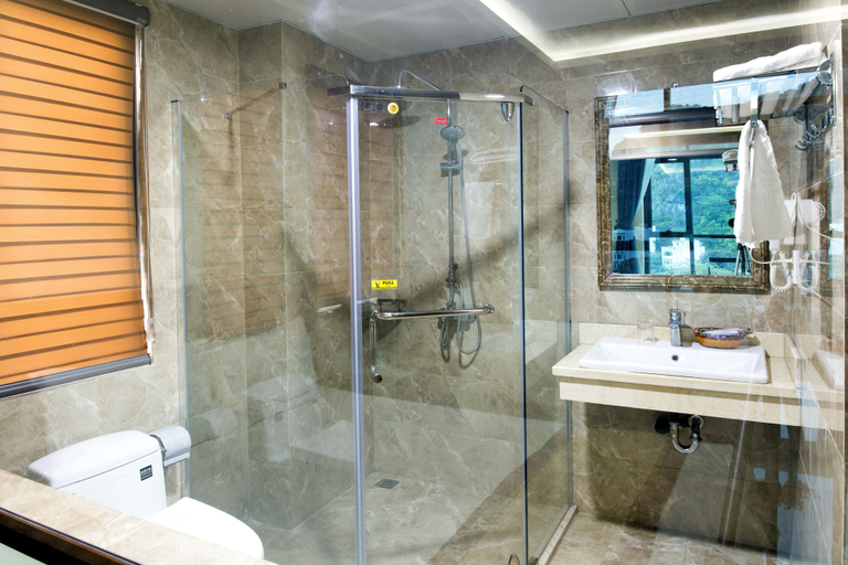 Bathroom 5, Aroma Cat Ba sea view hotel, Cát Hải