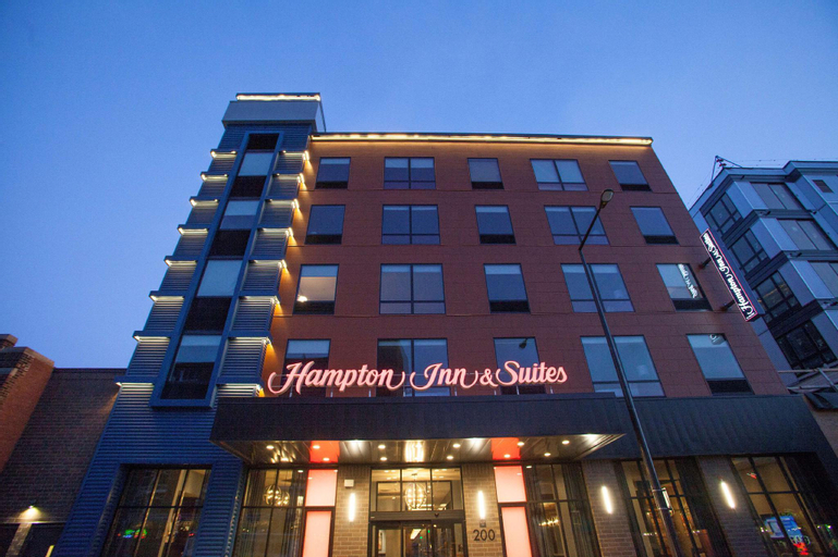Hampton Inn & Suites Downtown St. Paul, Ramsey