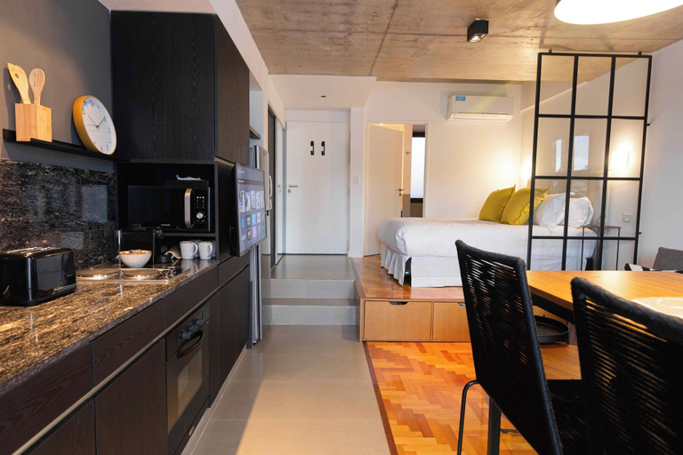 Others 4, Vivi este Oasis pleno Palermo Hollywood, Distrito Federal