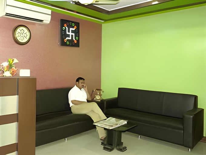 Public Area, Hotel Pal Palace, West
