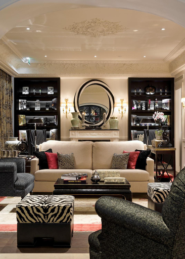 Public Area 4, Hotel Keppler, Paris