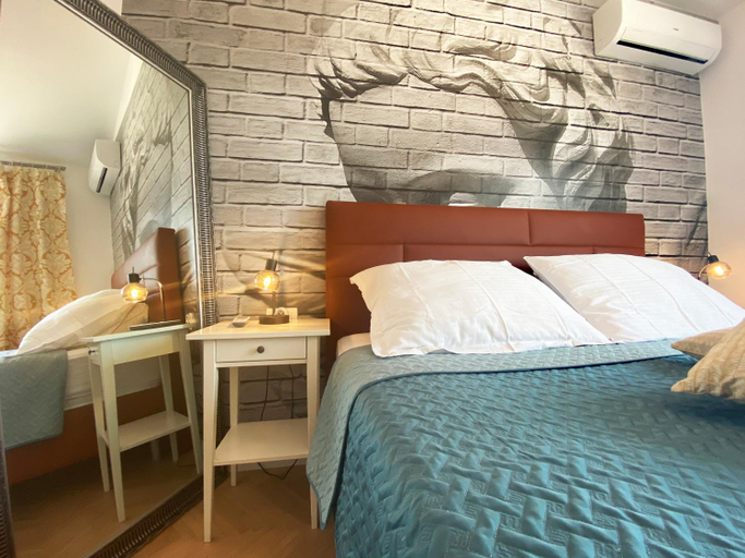 Others 4, Vista center Apartment, Pula