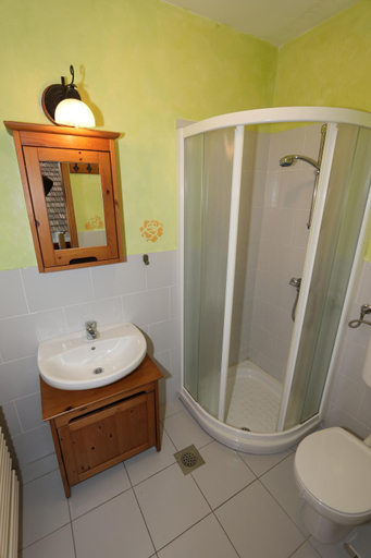Bathroom 3, Krka River Lodge, Ivancna Gorica