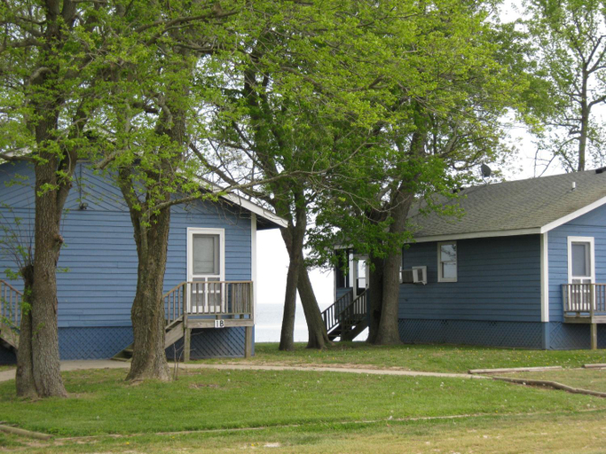 Exterior & Views 1, Virginia Landing Camping Resort Cabin 2, Accomack