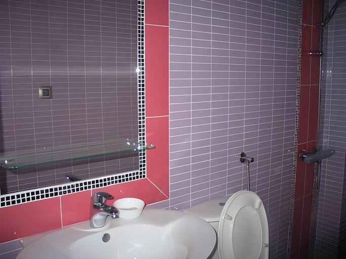 Bathroom 3, Accommodation Royal Azur