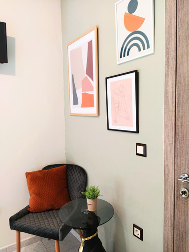 5, Elia Apartments, Attica