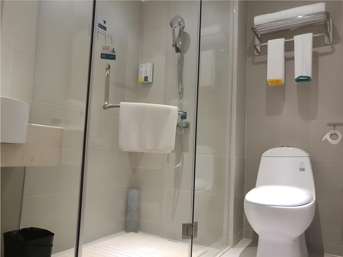 Bathroom, City Comfort Inn Shenzhen Shiyan Science and Technology Park, Shenzhen