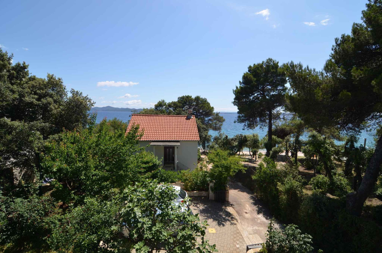Exterior & Views 2, Ferienwohnung mit Klimaanlage nur 25 m zur Adria, Zadar