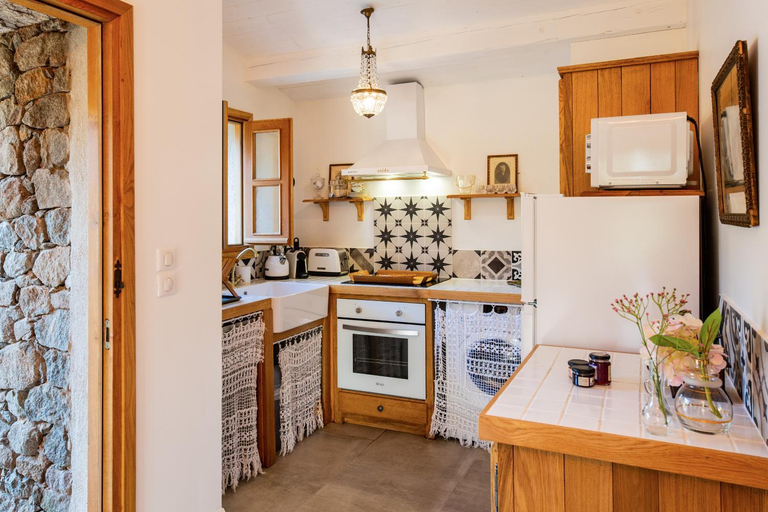 Kitchen, Domaine Pardini, Corse-du-Sud