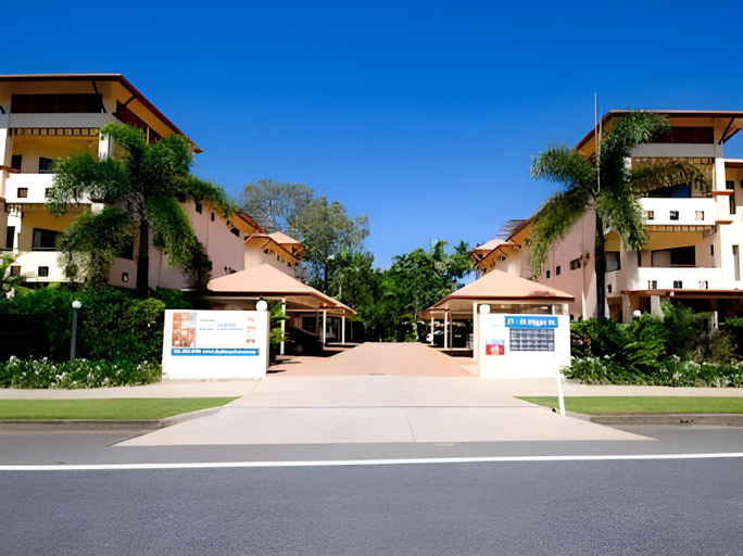 Public Area, City Plaza Apartments, Cairns