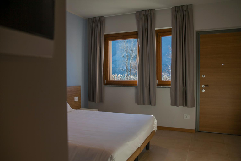Bedroom 2, Albergo La Romanella, Bergamo