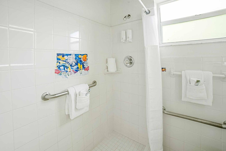 Bathroom 7