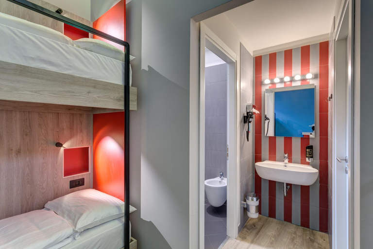 Bedroom, MEININGER Roma Termini, Roma