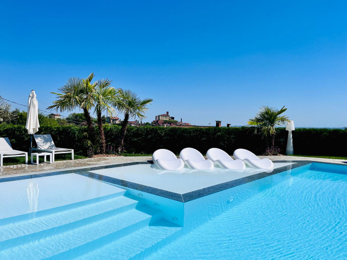 Swimming Pool 5