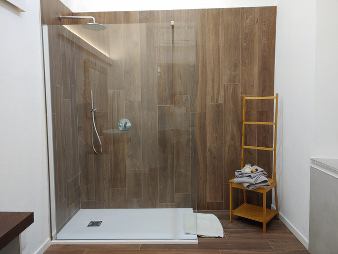 Bathroom 2, Maisonvanilla, Cagliari